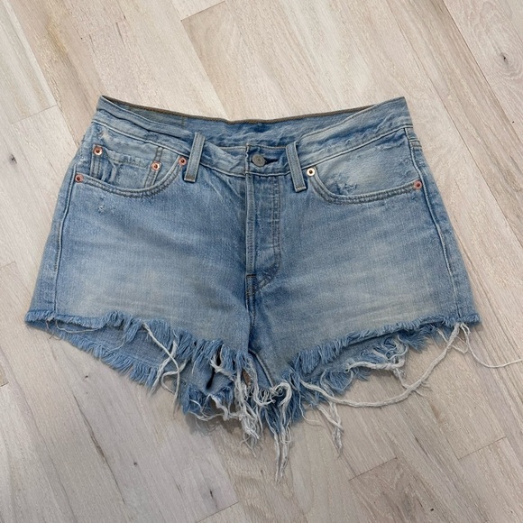 Levi’s 501 Original Cut Off Shorts - Picture 1 of 7